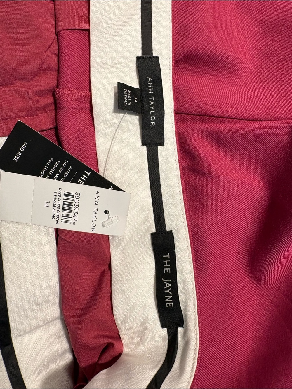 Ann Taylor Wide-Leg High-Waist Pants in Berry Pink - Picture 4 of 4